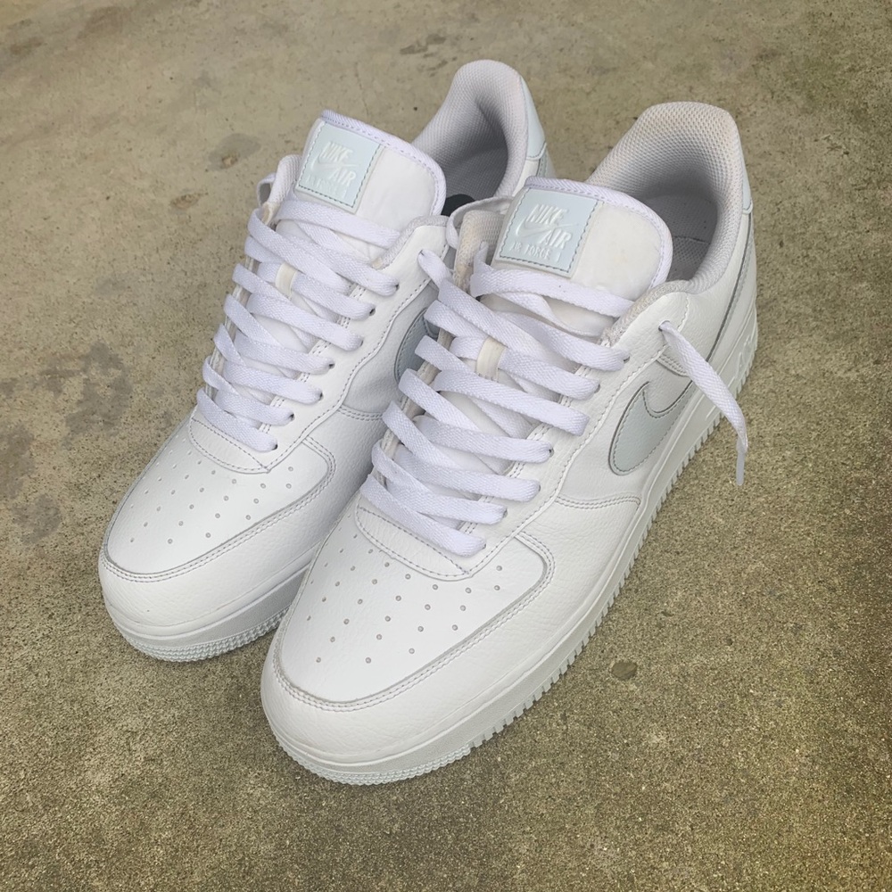Men’s Nike Air Force 1 size 12